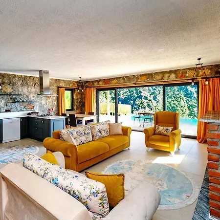 Sleeps 2 With Heated Pool Awz 273 *